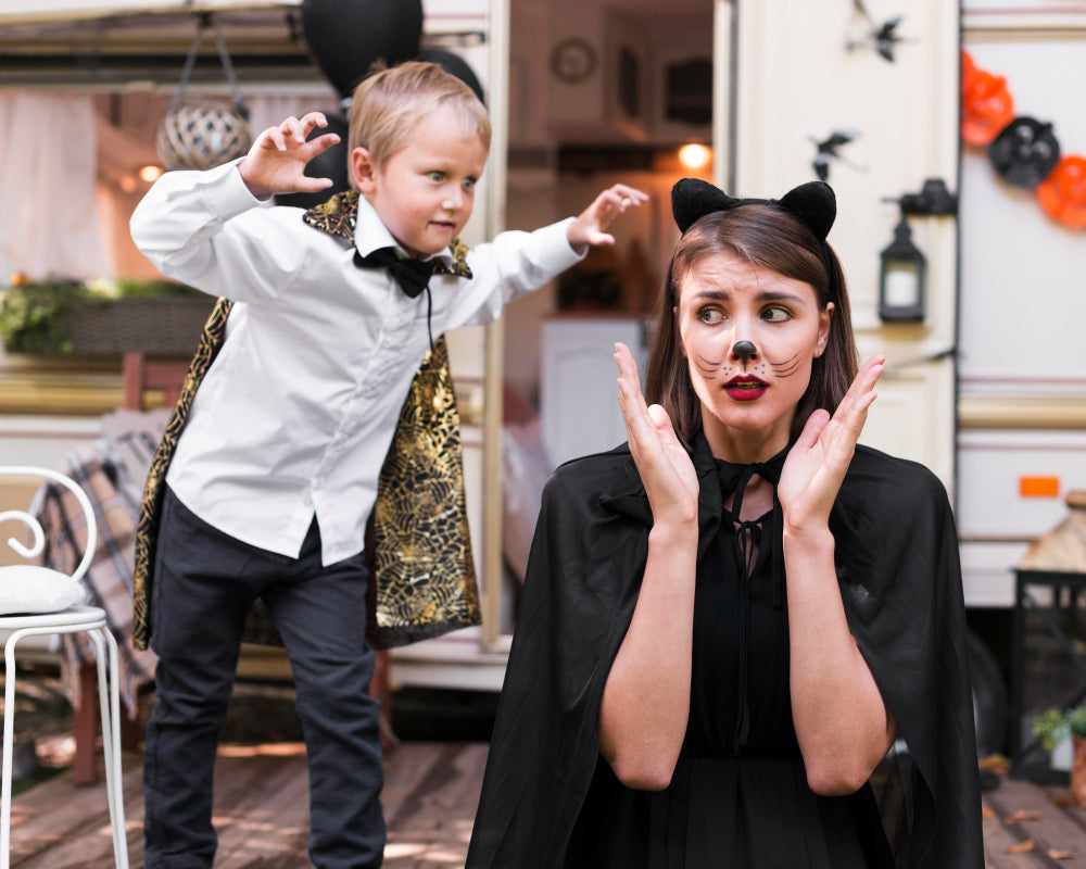 How to Choose the Right Accessories for Your Halloween Outfit
