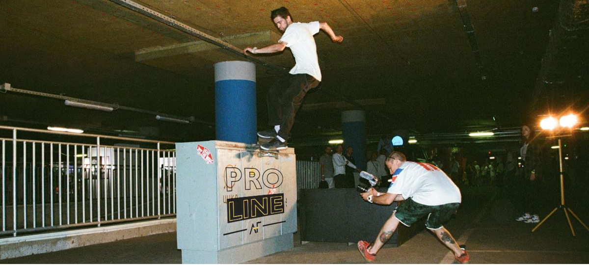 Image Banner showing PROLINE by AF White Heavyweight T Shirt AF900 being used by Skate Boarders as a Street Wear Essentials in USA.